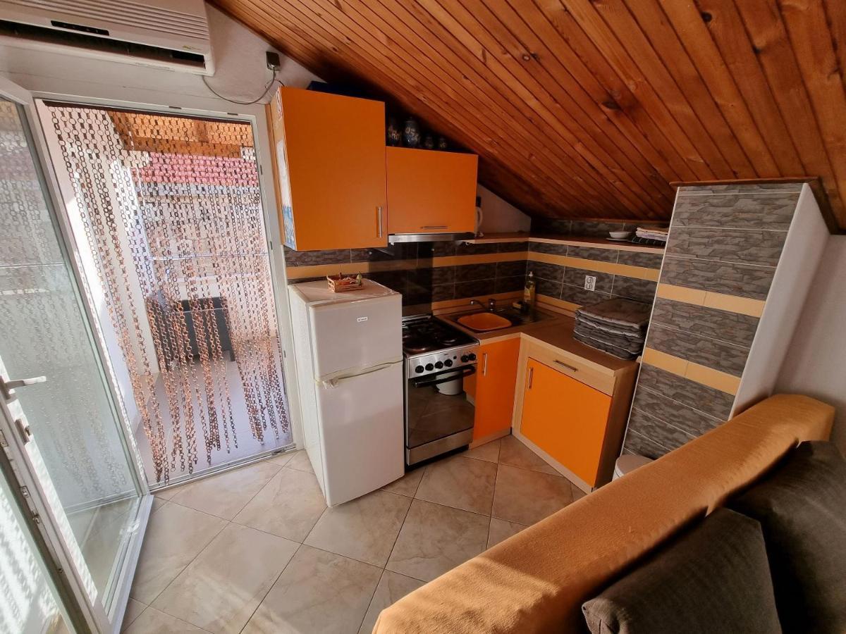 פוסטיר Apartments Banic מראה חיצוני תמונה