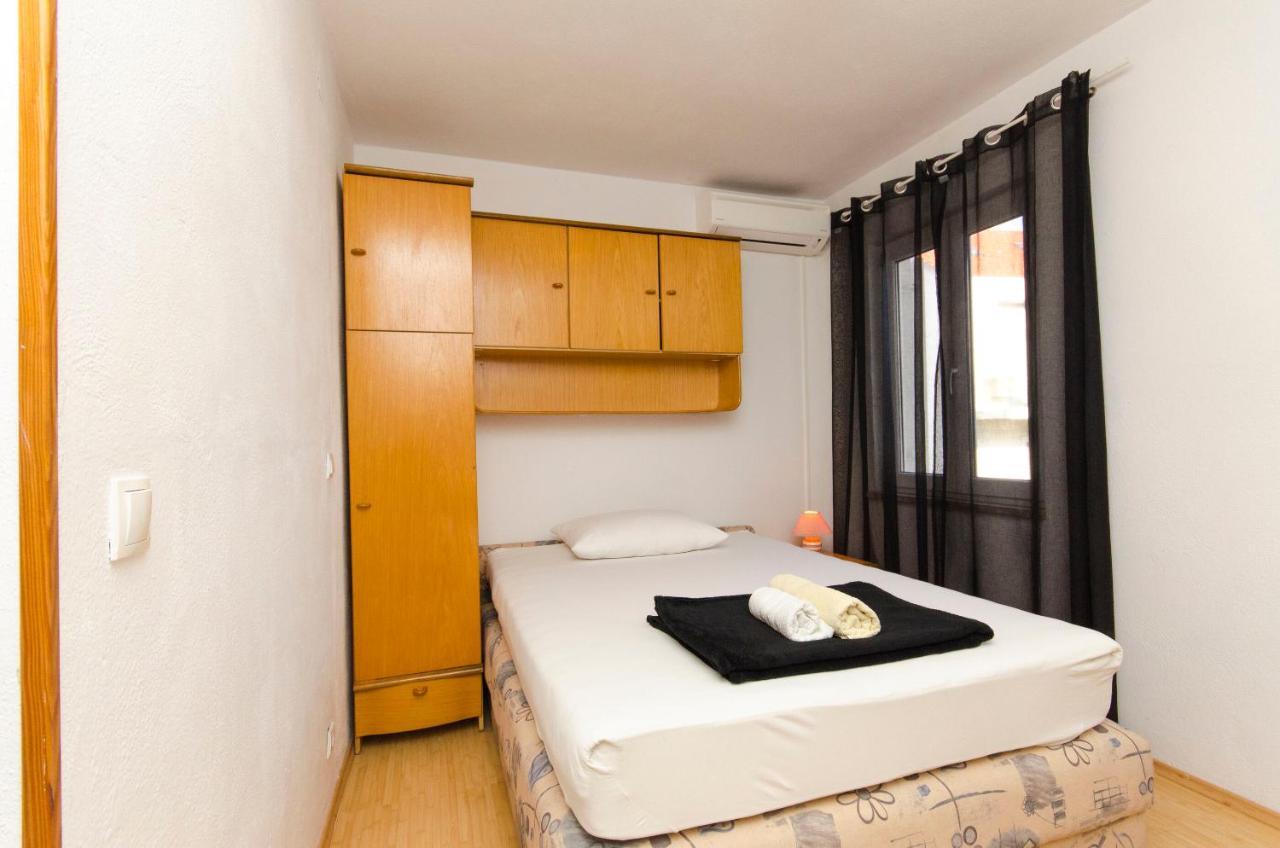 פוסטיר Apartments Banic מראה חיצוני תמונה
