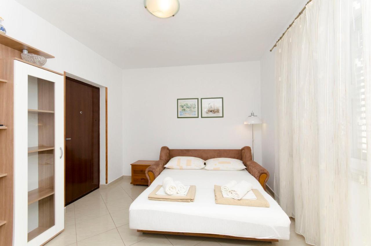 פוסטיר Apartments Banic מראה חיצוני תמונה
