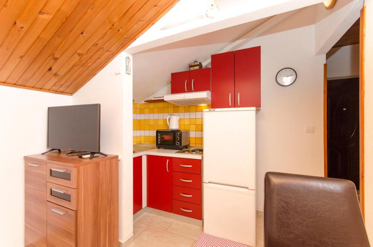 פוסטיר Apartments Banic מראה חיצוני תמונה